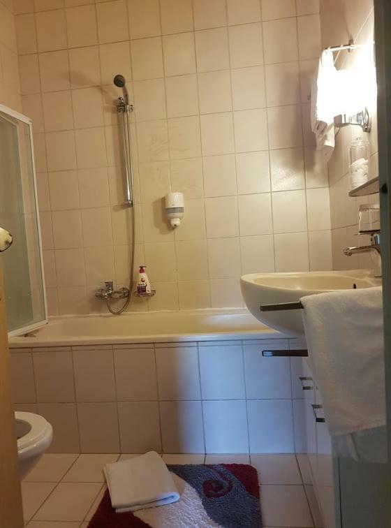 Stadt Pub Zwettl Bagian luar foto